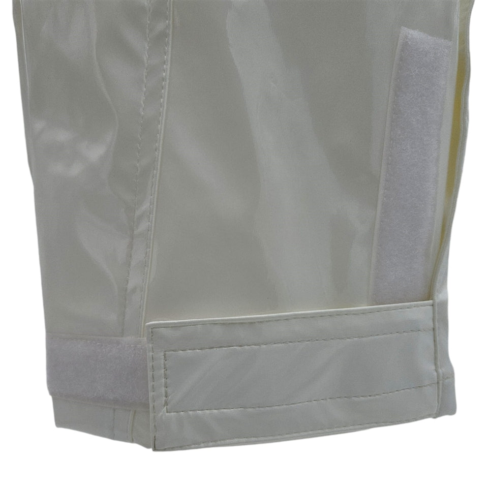 Equiwin MUDTREKKER water-repellent riding pants in glossy black, durable and non-breathable for all-weather riding