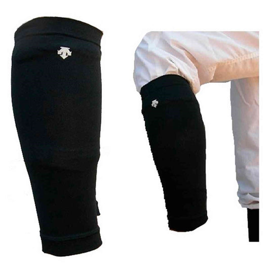 DESCENTE seamless nylon boot leggings in red for equestrian riding, featuring anti-slip design and boot protection style.